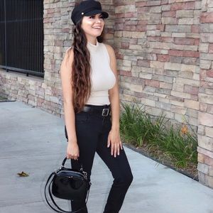 Hi Friends! Read Description♥️Happy to meet y’all!